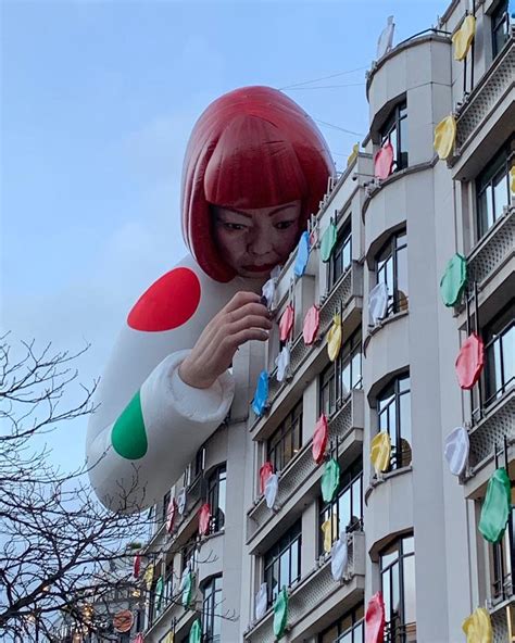 louis vuitton collaboration yayoi kusama